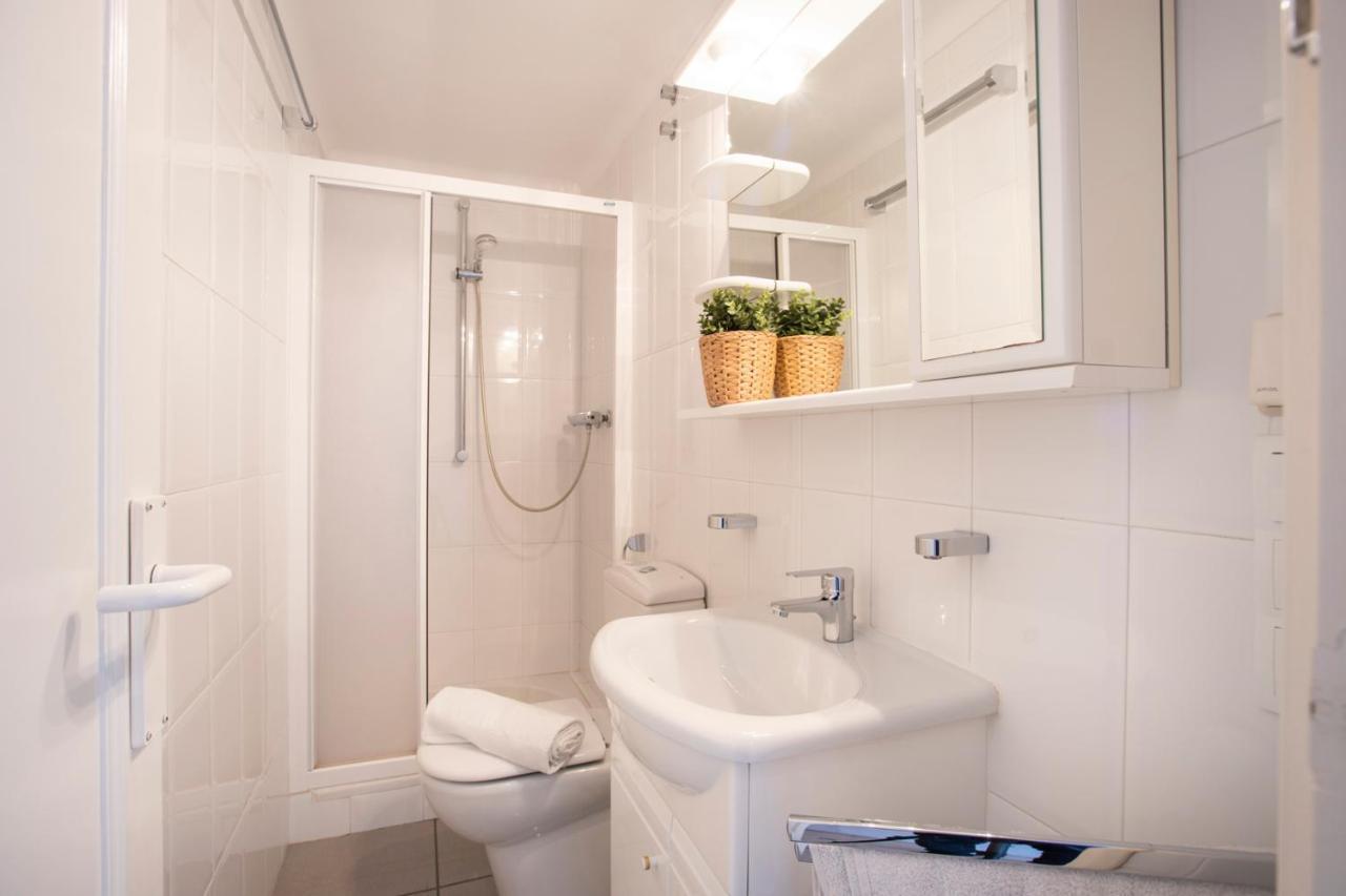 1005 Apartamento Con Vistas Al Lago San Maurici By Homeselectspain エンプリアブラバ エクステリア 写真