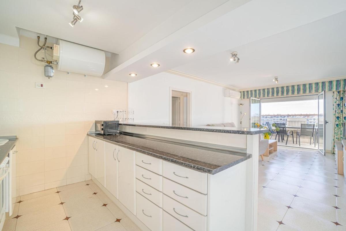 1005 Apartamento Con Vistas Al Lago San Maurici By Homeselectspain エンプリアブラバ エクステリア 写真